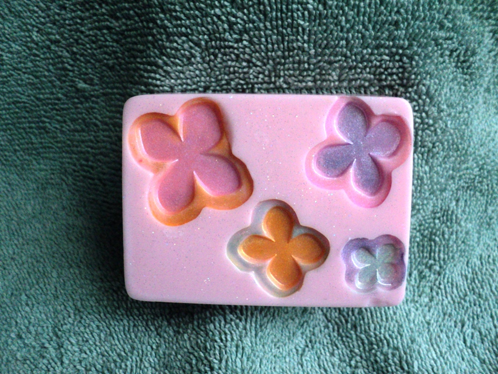 Sweet Pea Flower Soap on Luulla